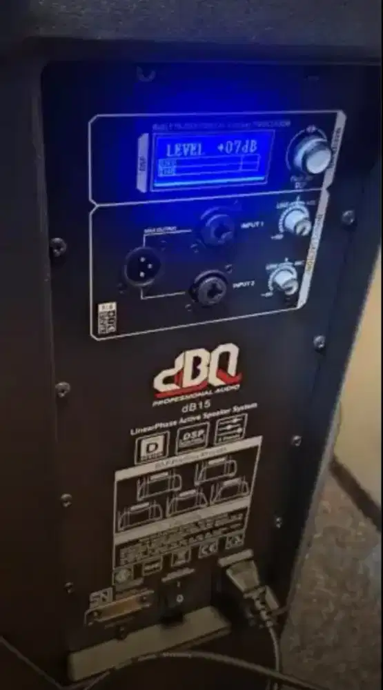 Speaker Aktif Professional DBQ DB15 (Harga 1 Unit)