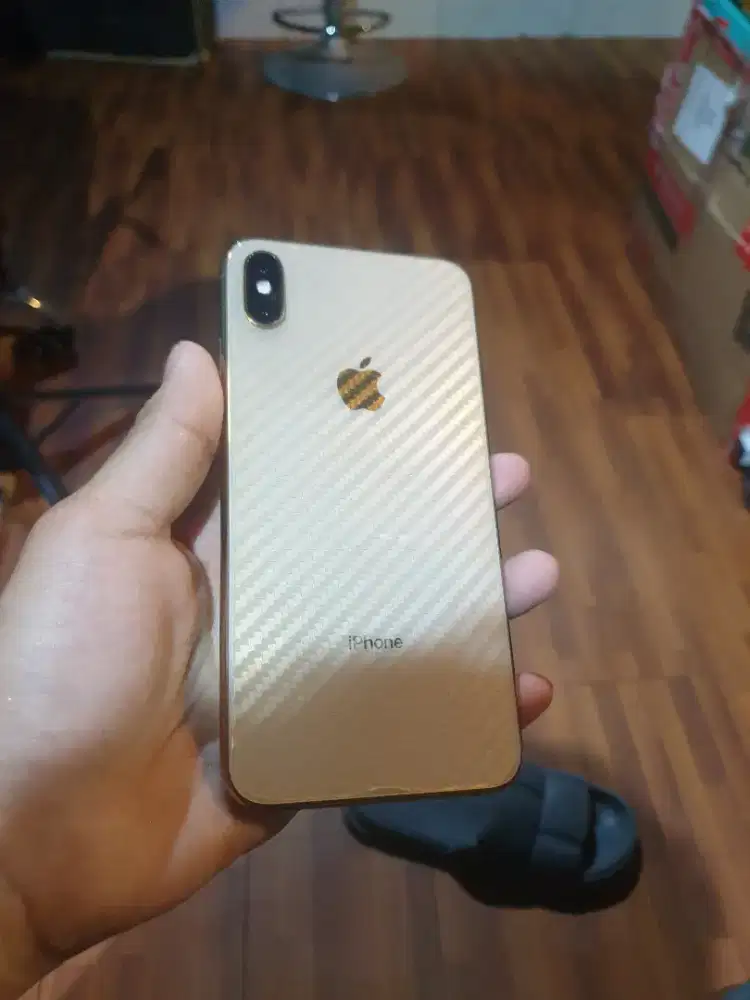 Iphone xs max 64gb