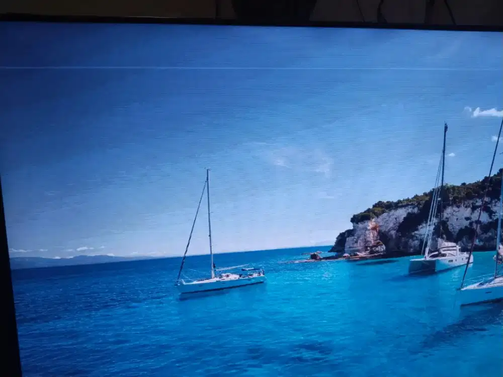 Jual tv  led cocaa 60 ins  minus garis