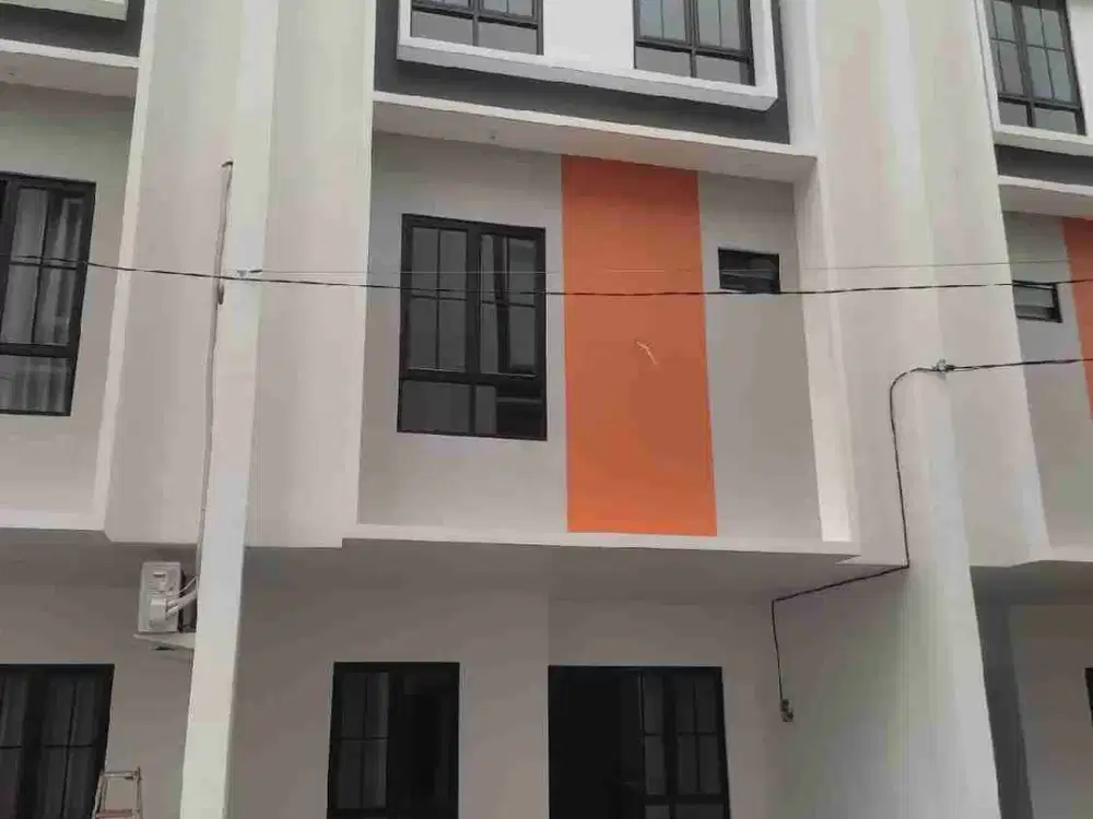 DIJUAL RUMAH BARU DI PASAR MINGGU