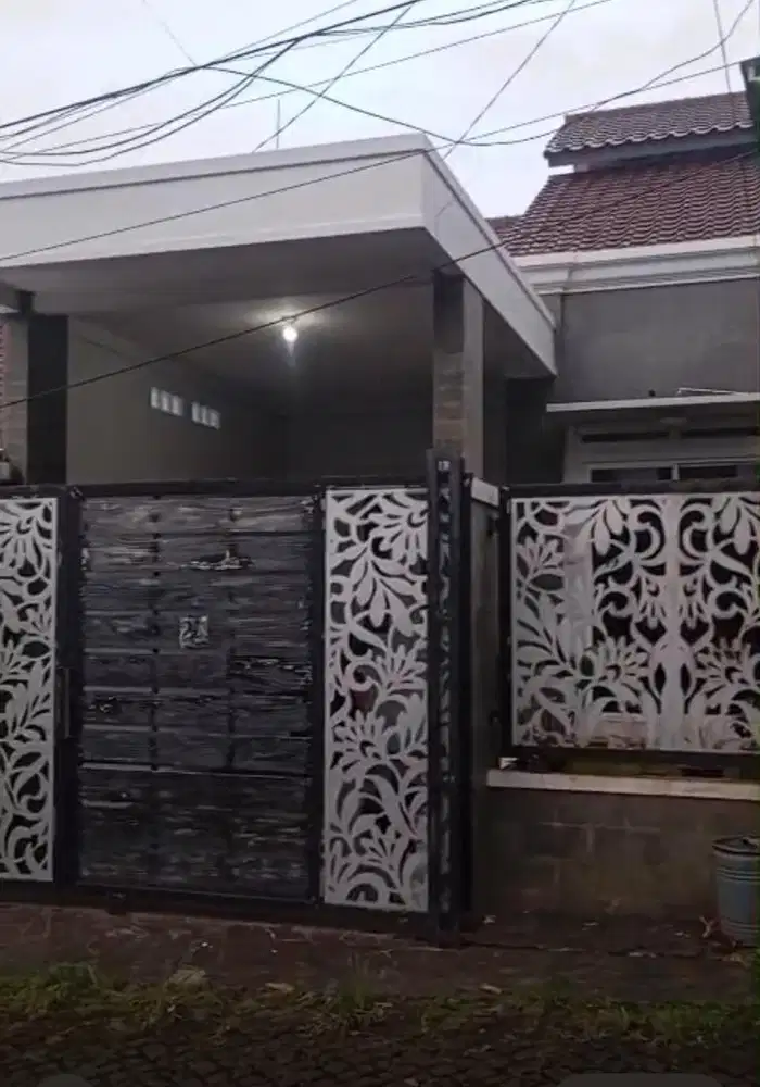 Disewakan/Dikontrakan Rumah 2 Lantai