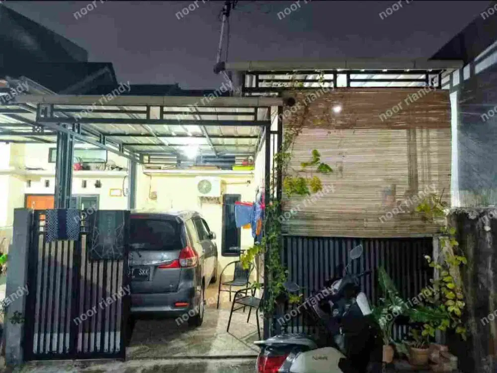 DI JUAL RUMAH SECONDARY AKSES MOBIL DI CIRACAS JAKTIM
