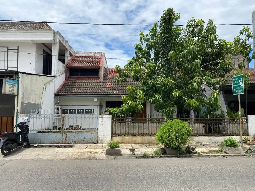 Rumah Dijual di Jalan Utama Daerah Cimanggis Depok, Cocok Untuk Usaha