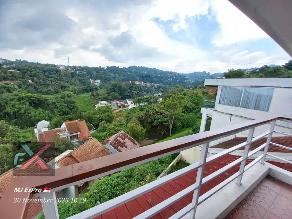 RUMAH MODERN FULL FURNISH di Cisitu Dago Bandung Akses Mudah Lokasi Strategis