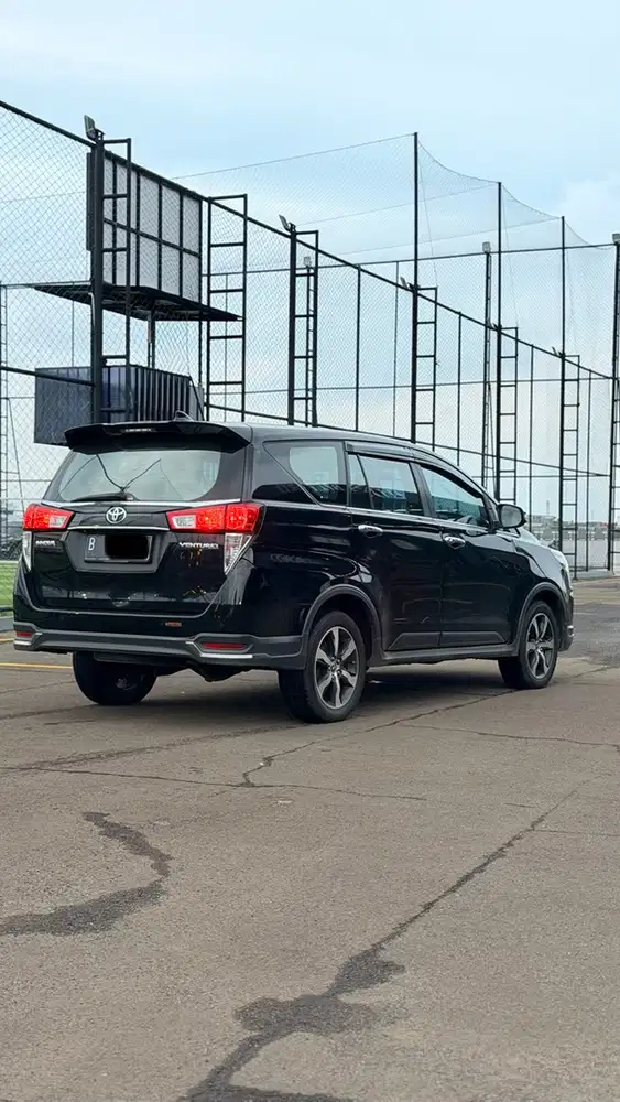 Toyota Kijang Innova 2022 Diesel