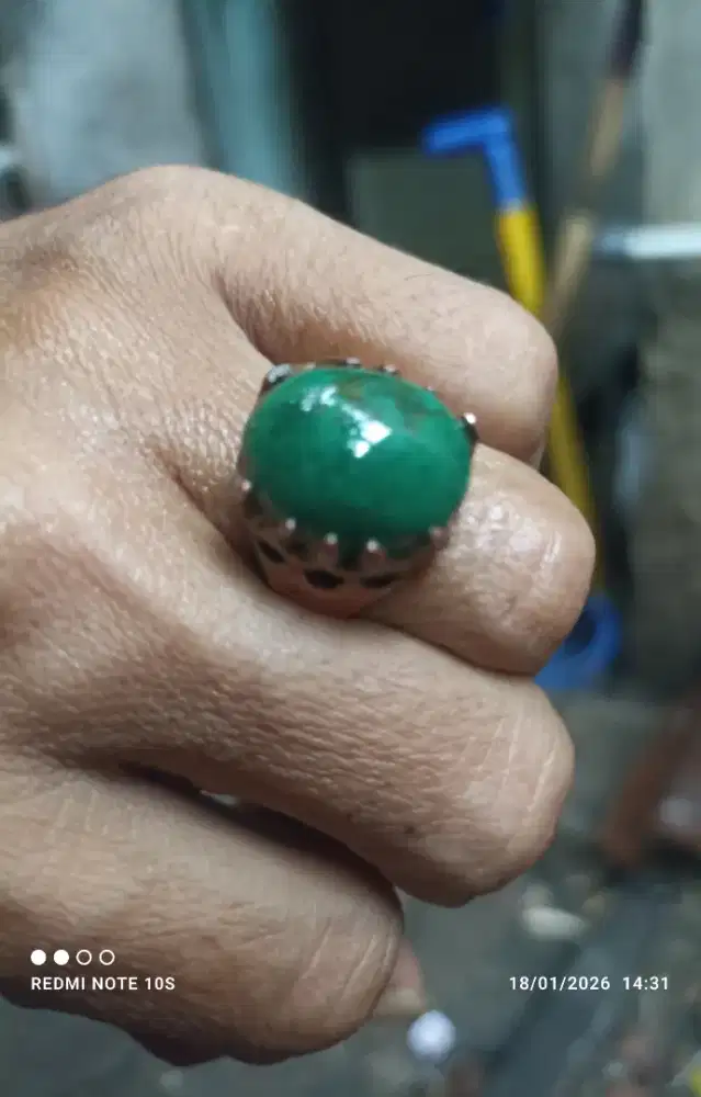 Natural pirus hijau persi buhun