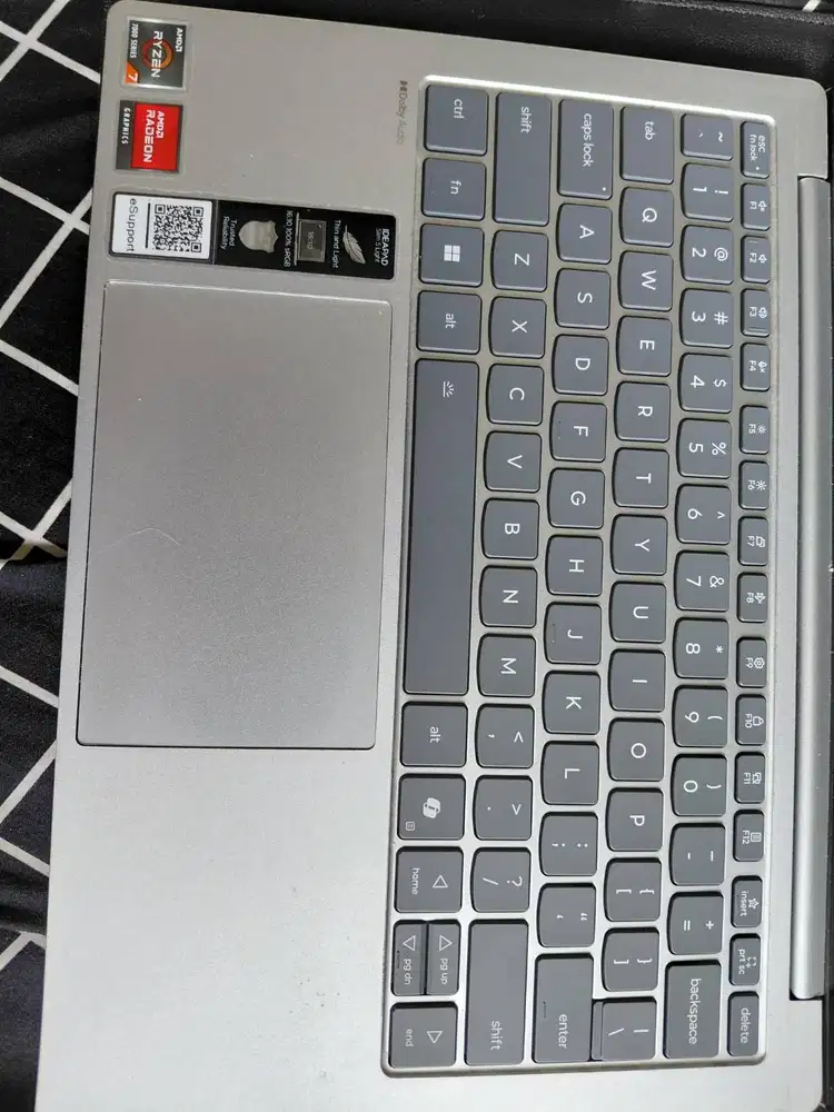 Laptop Lenovo  slim 13 inch masih garansi