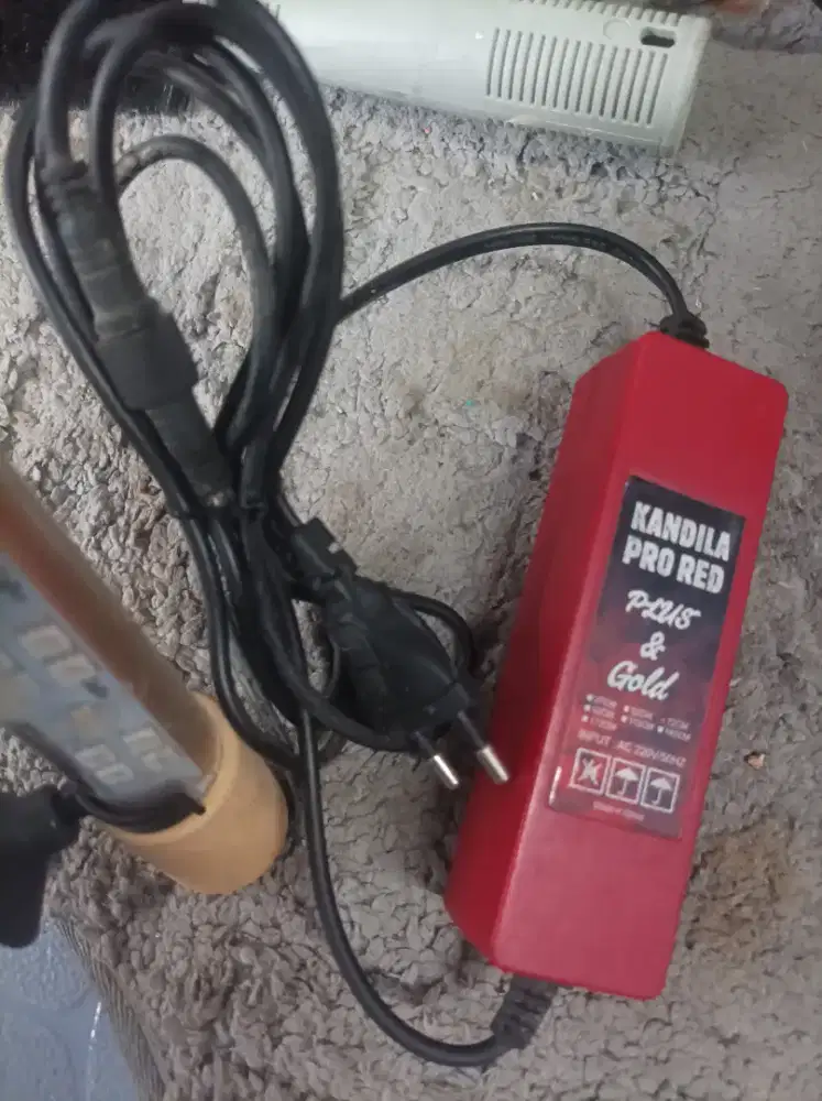 lampu aquarium kandila pro red plus and gold
