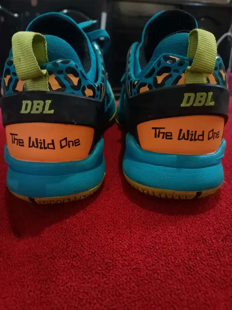 Sepatu basket Ardilles