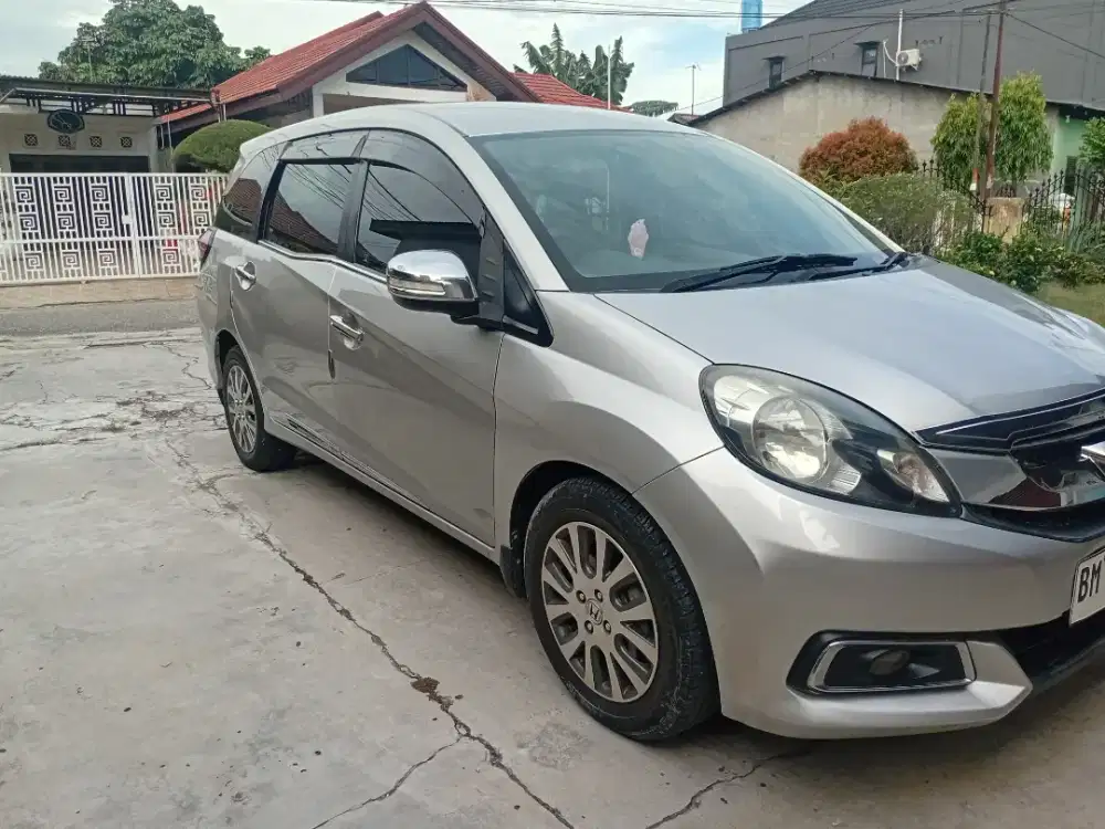 Dijual Mobilio e prestige