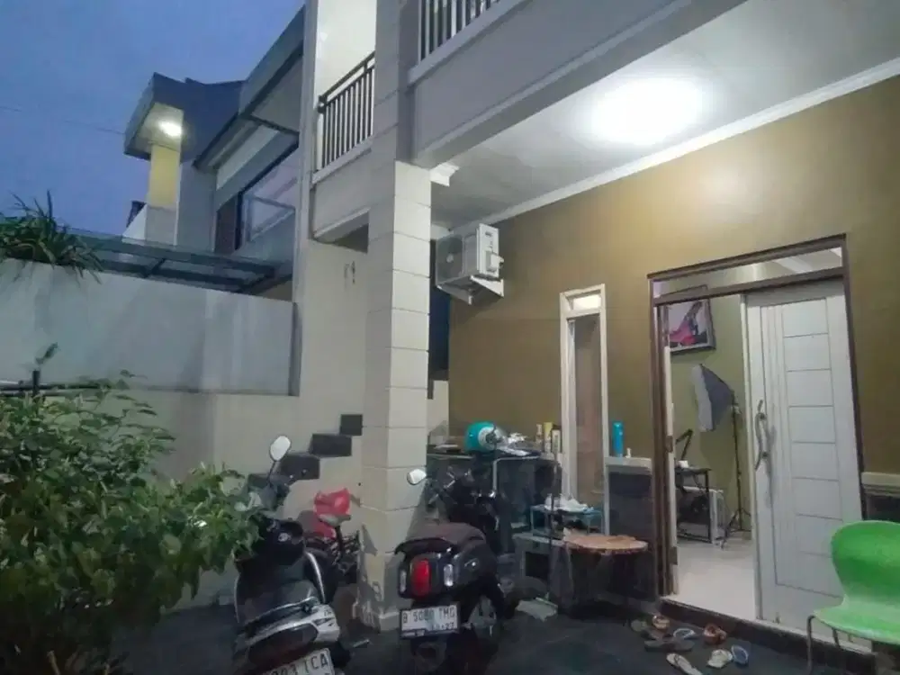 Dijual Rumah 3 Lantai di Taman Puri Indah Jakarta Timur Cocok Untuk Dibuat Kos-kosan
