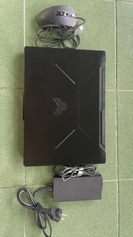 Laptop ASUS TUF Gaming A15 FA506NCR -pemakaian 3 bulan, jarang dipakai