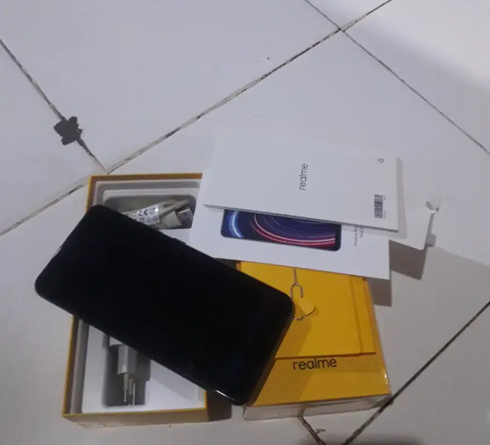 Realme c25y fullset lengkap seperti baru