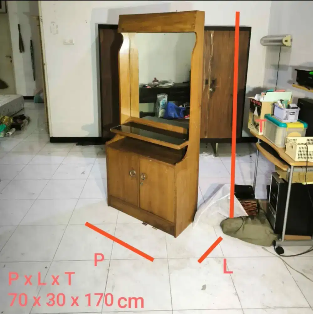 Meja Rias Jati Cermin