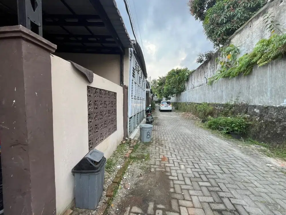 Sewa rumah lokasi strategi