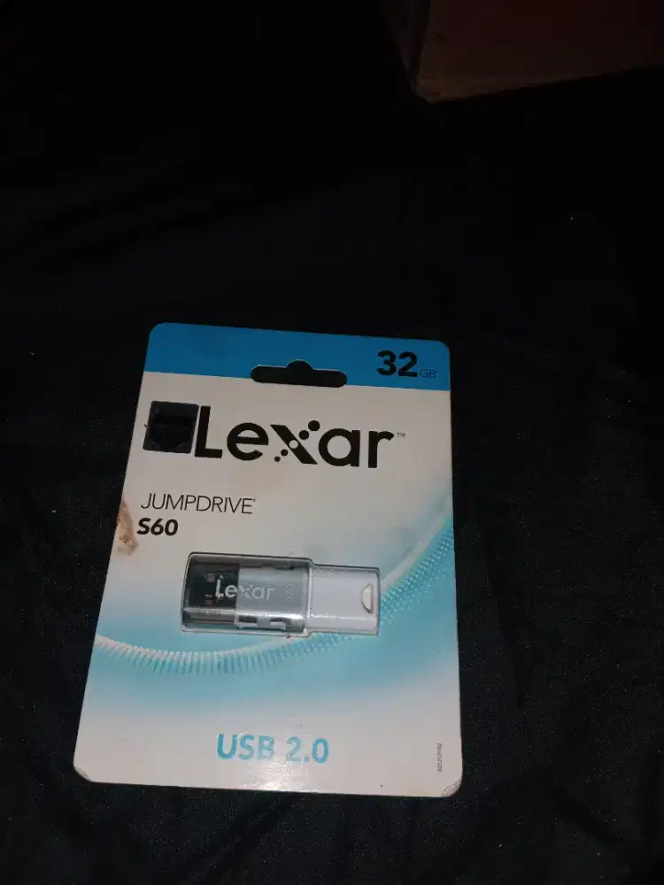 Jual aja lagi BU flashdisk 32 Gb masih baru