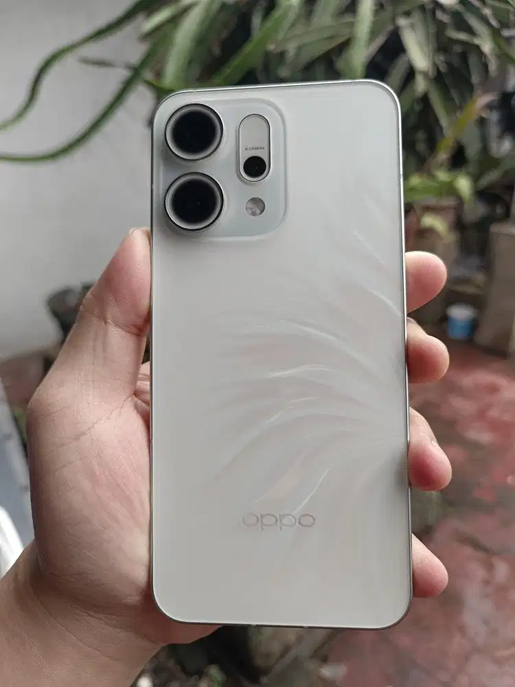 Oppo Reno 14 5G Ram 12/256 GB Sebulan aktif