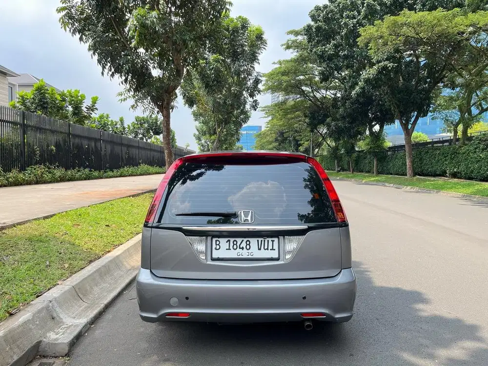 Honda Stream 2005 Bensin