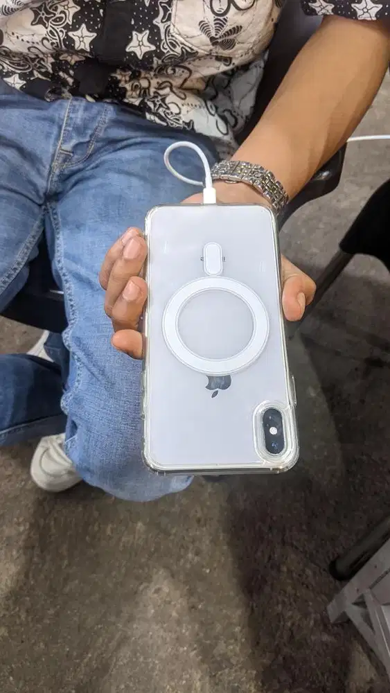 Di jual ip xs max 256 gb ibox