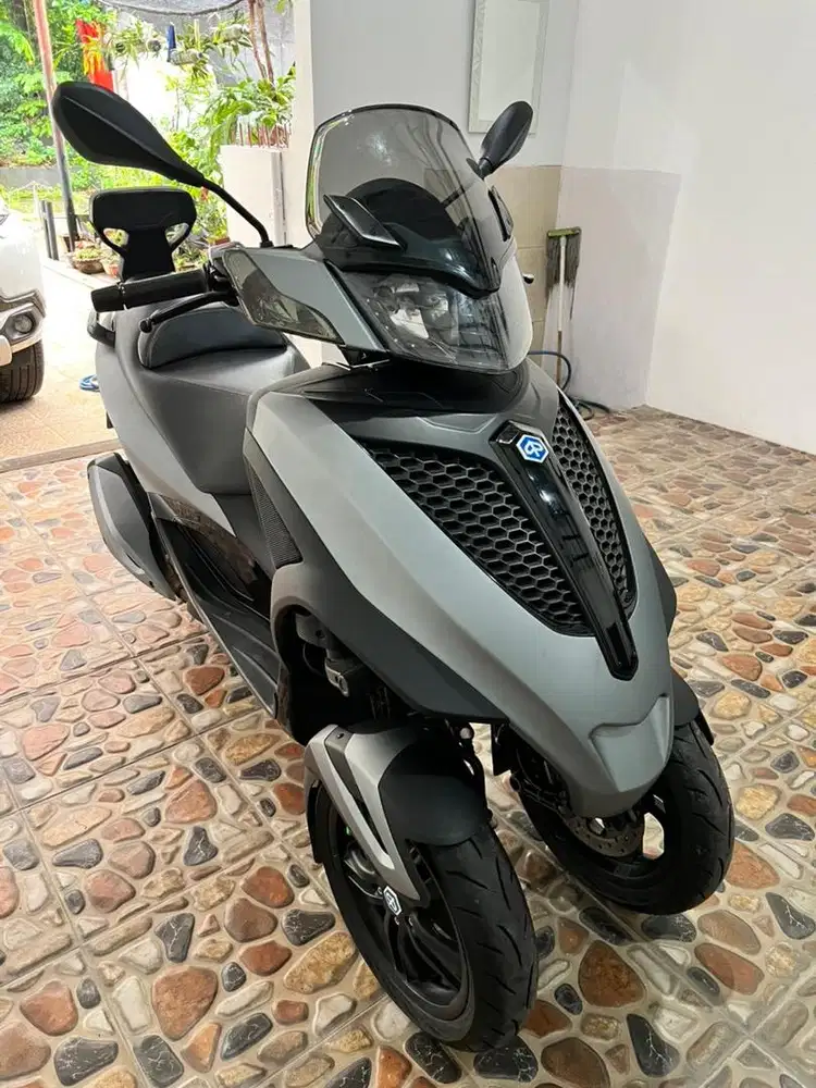 Piaggio MP3 Yourban 300