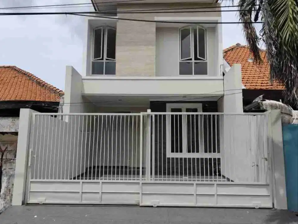 Jual Rumah Manyar Baru Gress