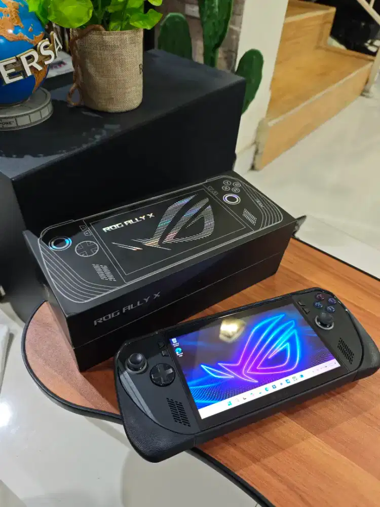 Asus ROG Ally X 24/1TB Resmi