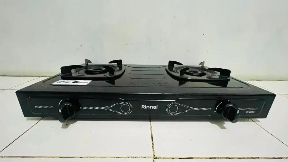 Kompor Gas 2 tungku merk RINNAI