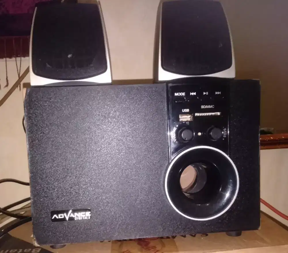 Dijual cepat speaker bluetooth merek advance