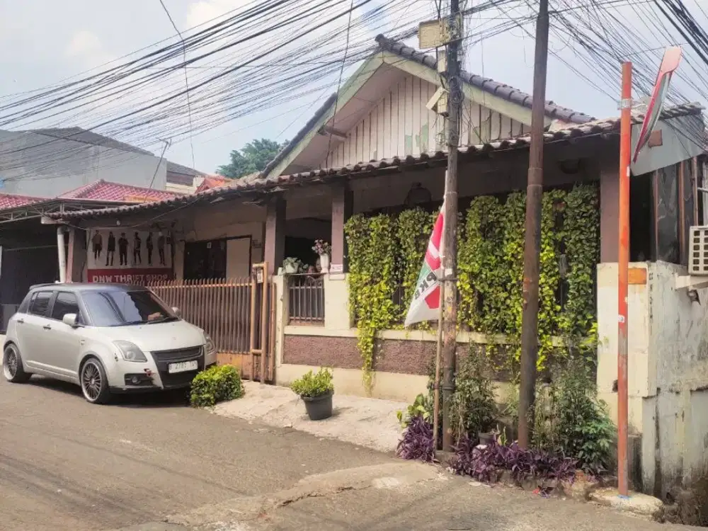 JUAL CEPAT RUMAH PINGGIR JALAN UTAMA DI KEBAYORAN BARU JAKARTA SELATAN