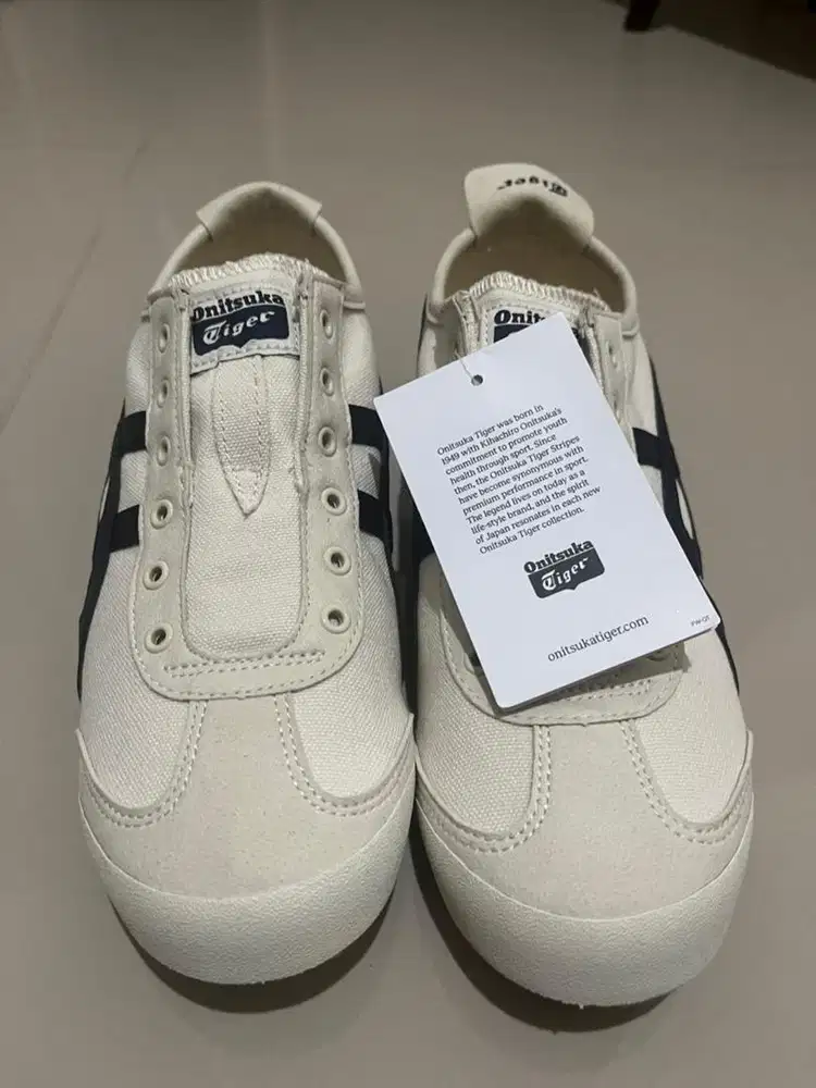 Sepatu Onitsuka Mexico 66 Slip On