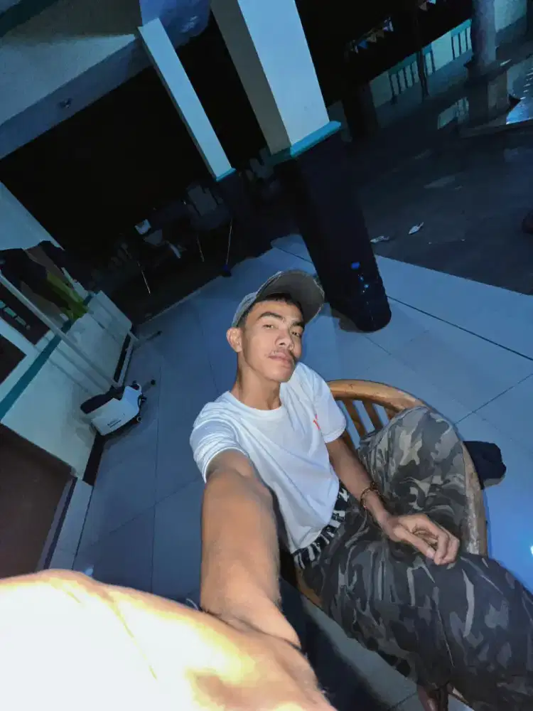 Mencari lowongan pekerjaan