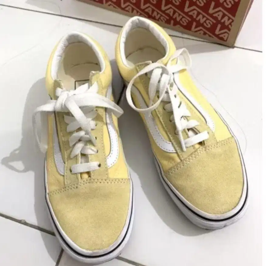Vans Golden Haze/True white old skool