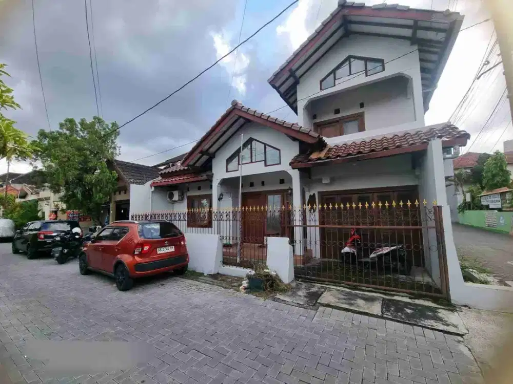 DIJUAL RUMAH 2LANTAI JLN HOK PAPERINGAN CARURTUNGGAL DEPOK SLEMAN