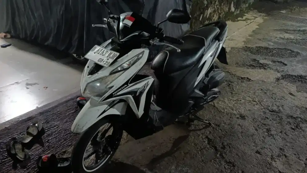 Vario KZR 2014 lengkap pajak hidup