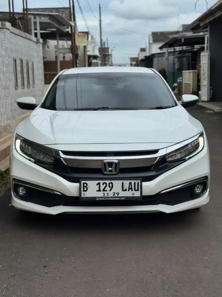 Honda Civic 1.5 ES Sedan 2019 putih Istimewa
Fullset