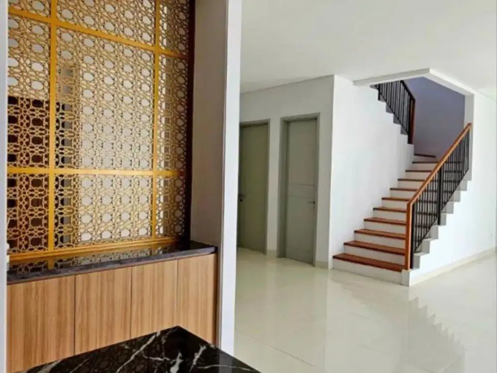 Jual Cepat Rumah Mewah Semi Furnish Strategis Di Cluster Palm Spring Jakarta Garden City (JGC) Cakung Jakarta Timur