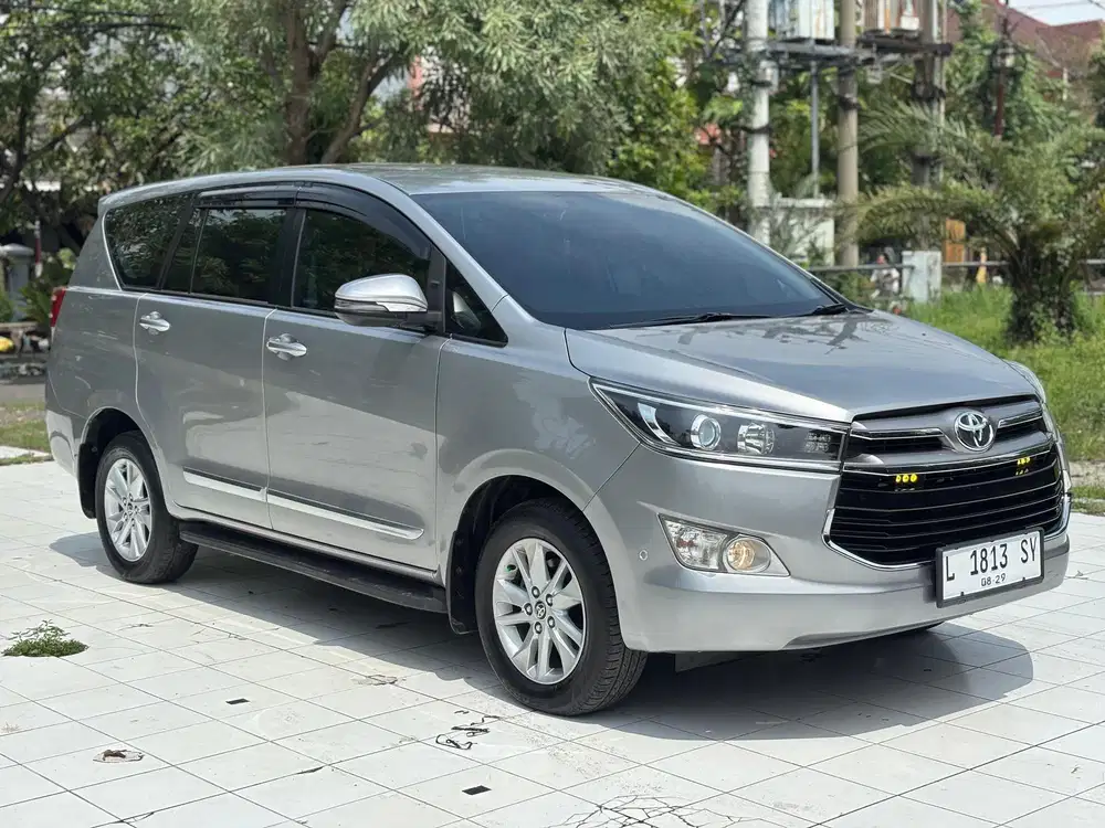 Toyota innova V reborn Diesel Matic 2019