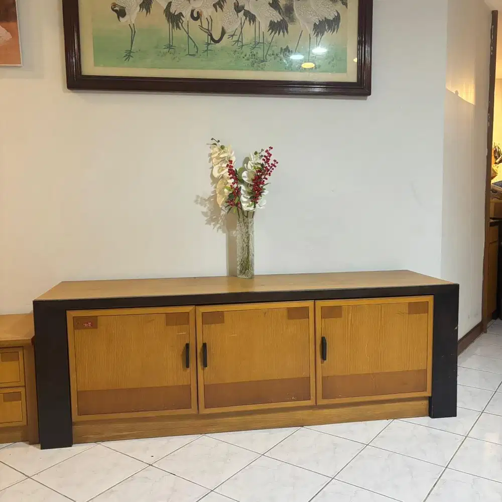 Gratis Meja TV Lemari Penyimpanan Meja Dengan Rack