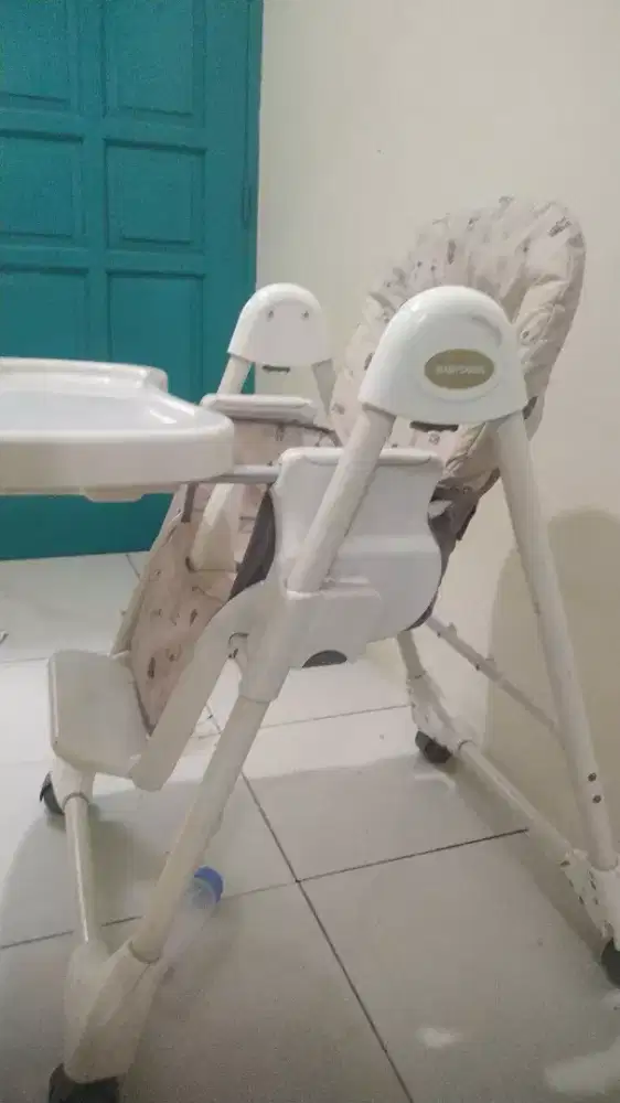 Jual tempat duduk makan bocil