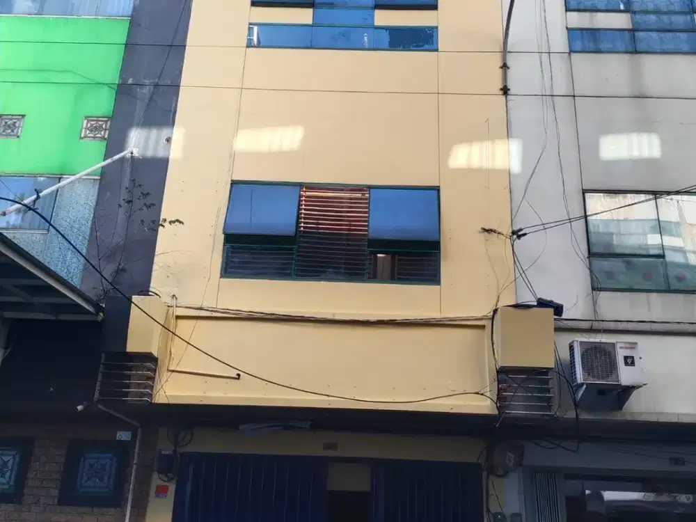 Disewakan Ruko Strategis Darmo Galeria 4.5LT LT71m Mayjend Sungkono Cocok Untuk Segala Jenis Usaha