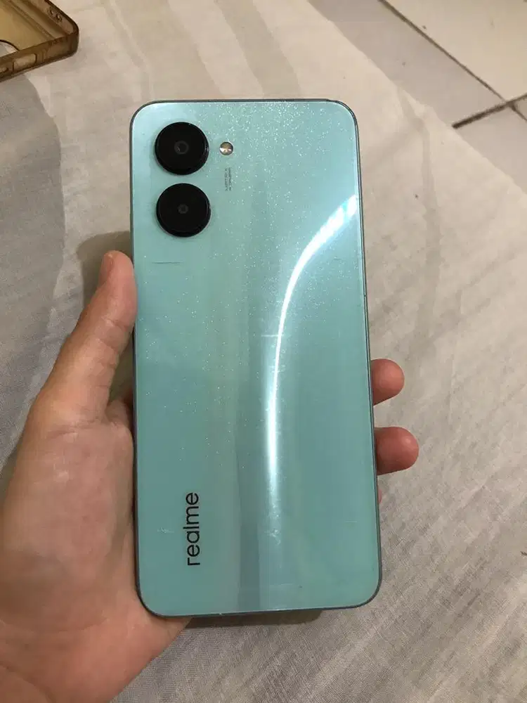 realme c 33 pemakaian pribadi