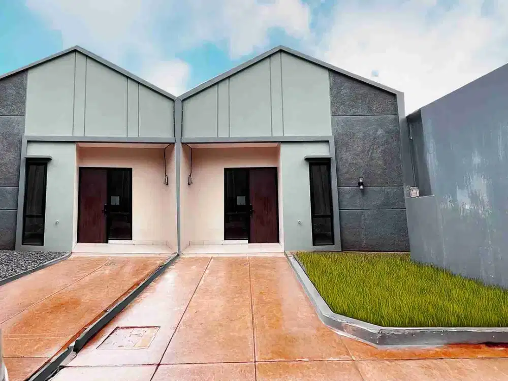 New House minimalis modern Pinggir jalan