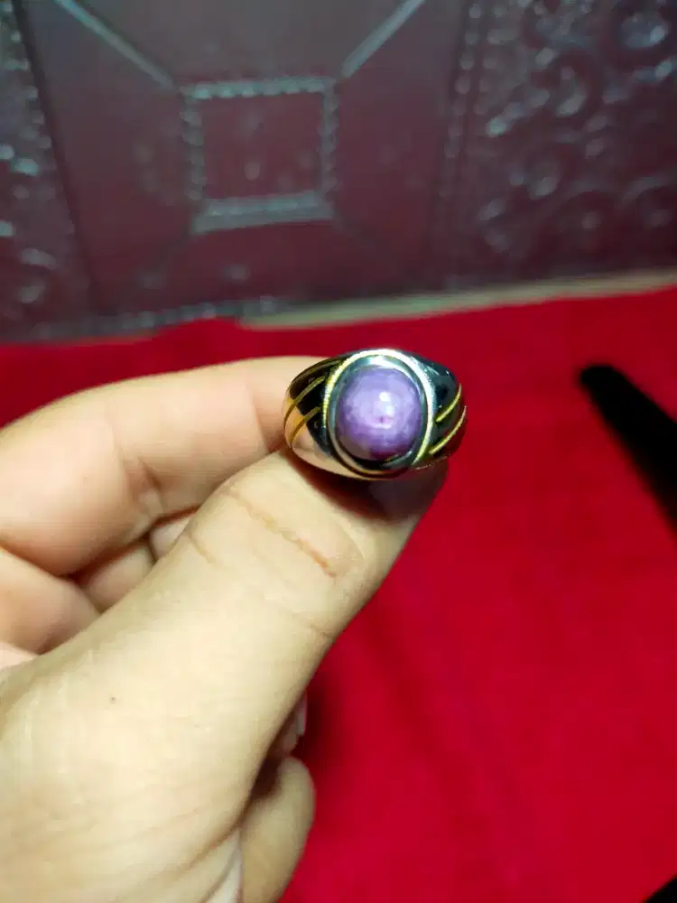 Batu Permata Ruby Istimewa