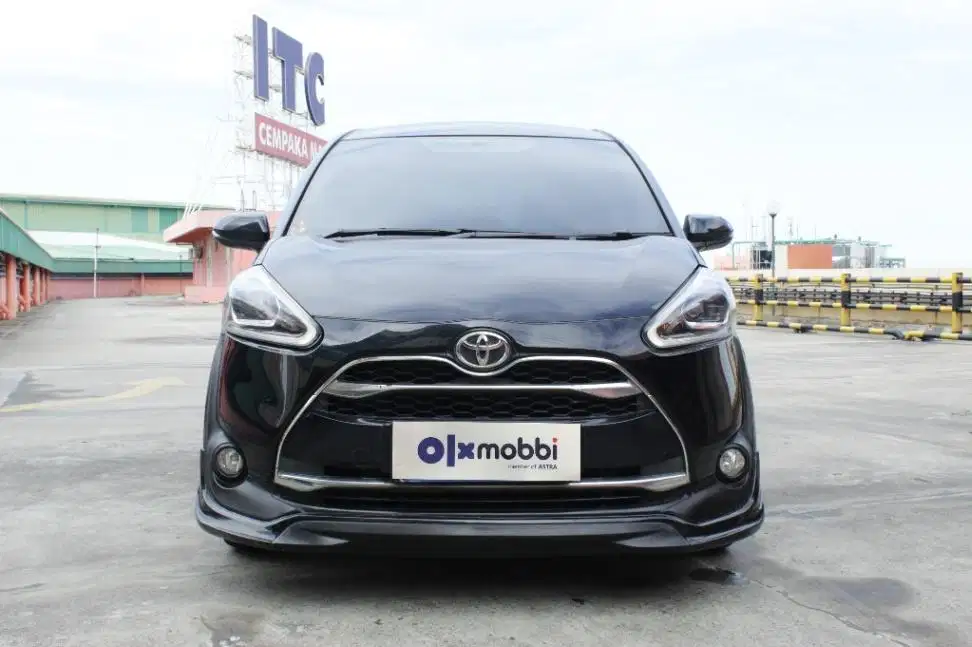 TDP 8,JT Toyota Sienta 1.5 Q Bensin-AT Hitam 2017