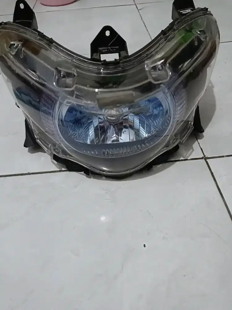 Lampu reflektor Yamaha XEON GT 125