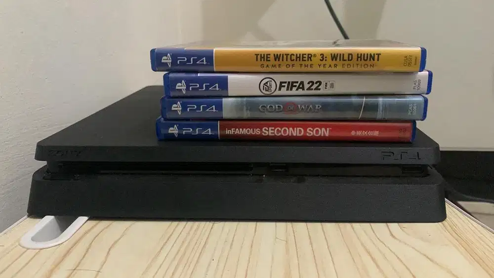 Ps4 ori slim preloved