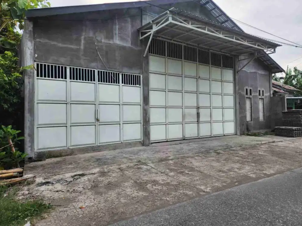 DIJUAL RUMAH 
KEL. : ALANG - ALANG CARUBAN
KEC  : JOGOROTO
KAB  : JOMBANG
