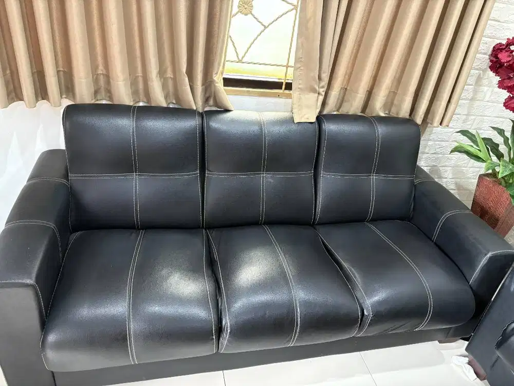 Sofa Kulit Bekas 6 Seaters (3+2+1) Cocok untuk Hari Raya Lebaran