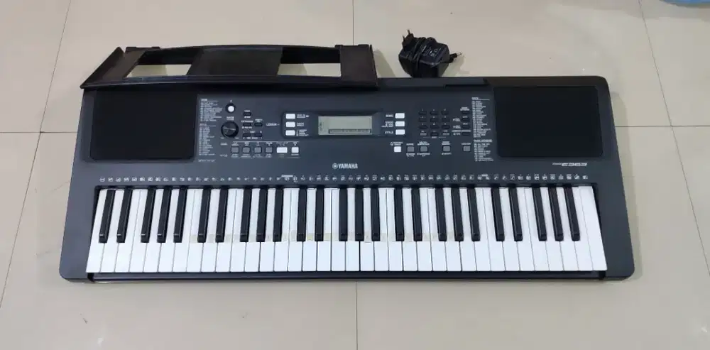 Yamaha PSR E363 bekas normal