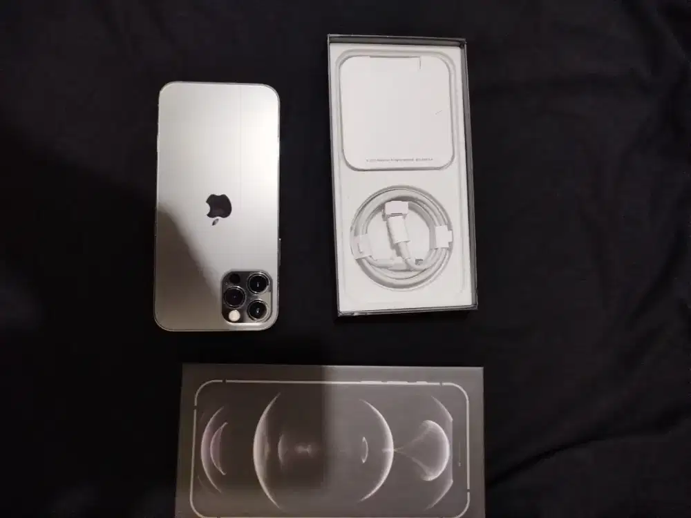 Iphone 12 pro 128gb masih dalam baru